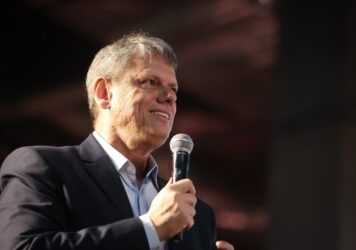 Previsões se confirmam, e Tarcísio de Freitas é reeleito governador de São Paulo